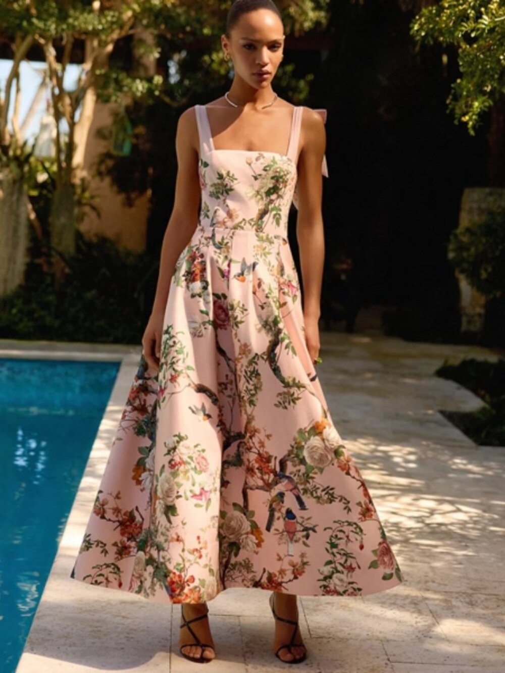 Alice and Olivia Hana Maxi Dress - Picture 6 of 7